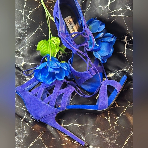 EUC Steve Madden Maiden Royal Blue Suede Heels - Picture 1 of 10